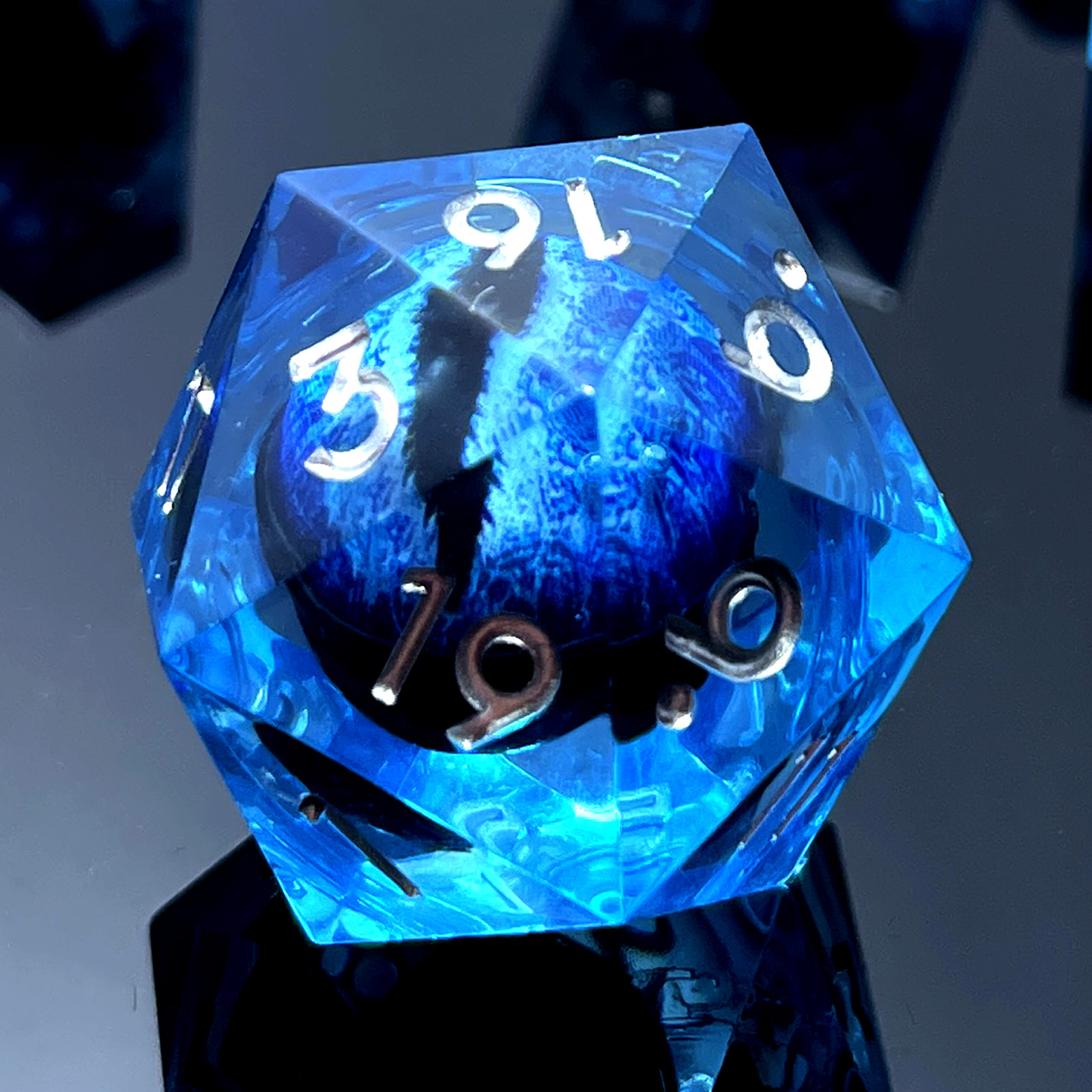 Board Game Dungeons And Dragons - Boardgame 7 Die Polyhedral Crystal Dragon