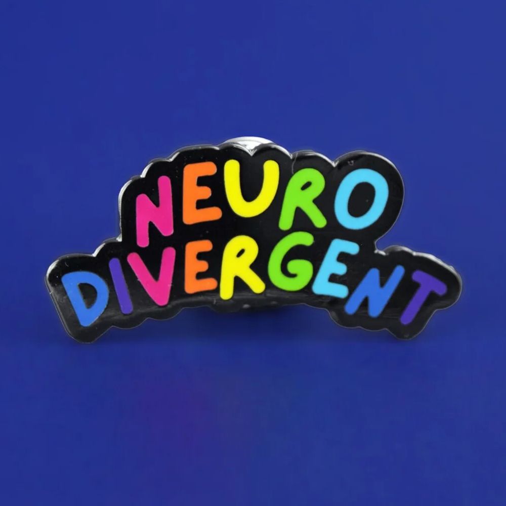 Neurodivergent Enamel Pin Deli - Board Game Hegemony avaliação e preço