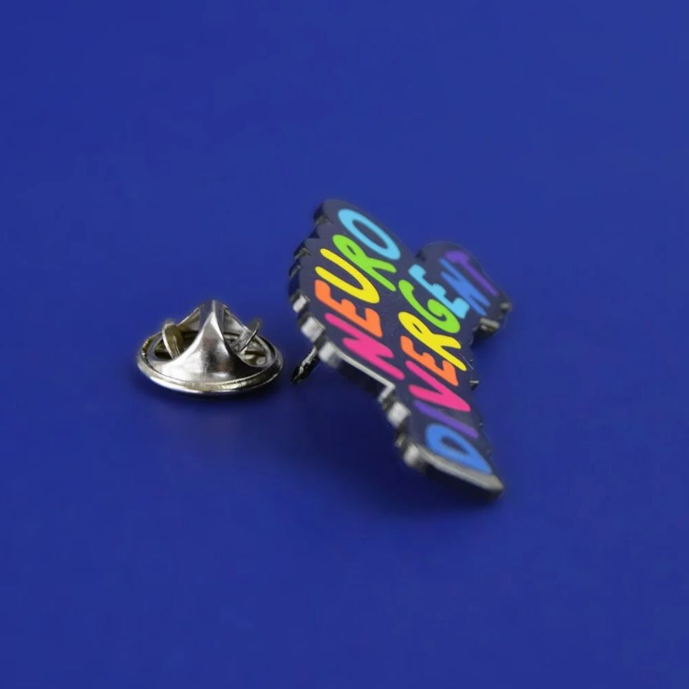 Neurodivergent Enamel Pin Deli - Board Game Hegemony avaliação e preço