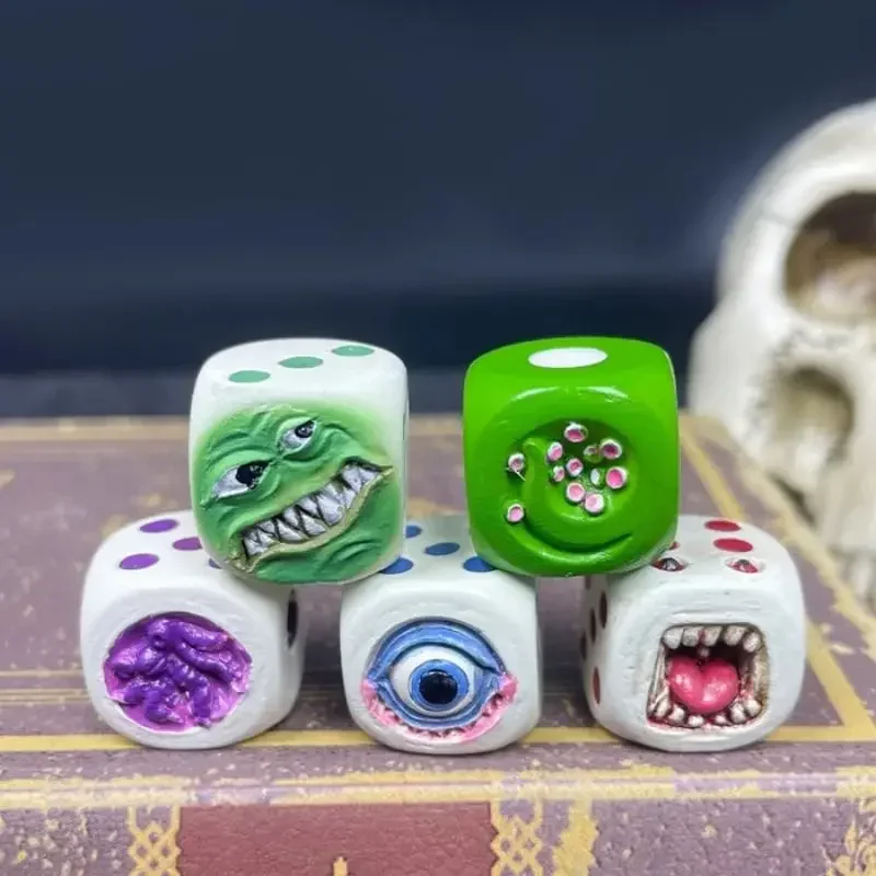 Resin Monster Face Dice Set Ha - Board Game Dungeons And Dragons avaliação e preço